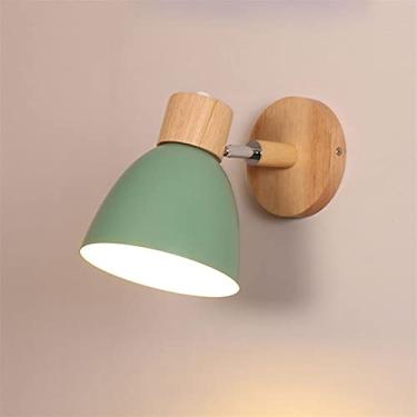Imagem de Luminária de parede de madeira para interiores, com design giratório, ideal para leitura ao lado da cama ou como arandela para quarto e sala de estar.