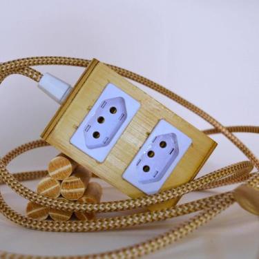 Imagem de Extensão Madeira Régua Elétrica 2 Tomadas Branca - Mycena Studio