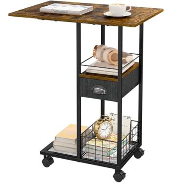 Imagem de Mesa lateral com rodinhas para sofá, mesa de canto em forma de C, sala de estar, mesa de cabeceira com gaveta, mesa de sofá com tábua de madeira maior, mesa de sofá para sala de estar, quarto, casa