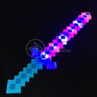 Imagem de Brinquedo Espada Pixel Minecraft 58cm Som E Luz A Pilha Azul