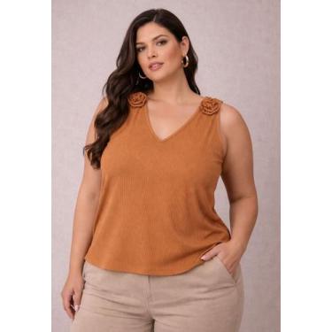 Imagem de Regata Plus Size Feminina Canelada Decote V com Flor Bordada na Alça C