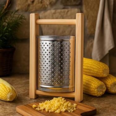 Imagem de Ralador Tradicional Madeira Aço Galvanizado Milho Pamonha Curau Queijo