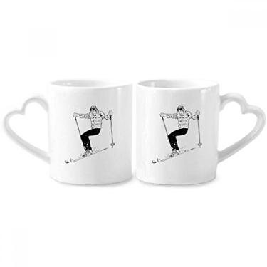 Imagem de Conjunto de canecas de porcelana para casais com padrão de esqui e esqui preto para inverno com alça de coração