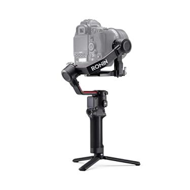 Imagem de DJI RS Estabilizador gimbal de 2 – 3 eixos para câmeras DSLR e sem espelho, Nikon Sony Panasonic Canon Fujifilm, carga útil de 4,5 kg, fibra de carbono, tela sensível ao toque, preto (CP.RN.000093.01)