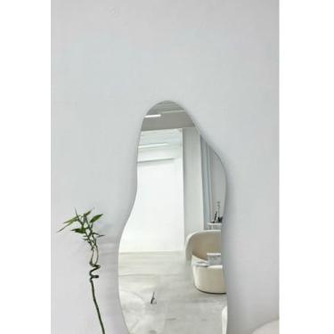 Imagem de Espelho De Corpo Inteiro | Design OrgâNico Flame | Formas Onduladas E Decorativas | PeçA úNica Para Ambientes Modernos