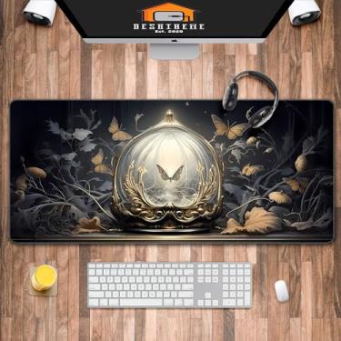 Imagem de Tapete de mesa Dark Cottagecore lanterna, mouse pad borboleta meia-noite, cena de lanterna brilhante, decoração de espaço de trabalho encantado, acessório de escritório místico, tapete de mesa de