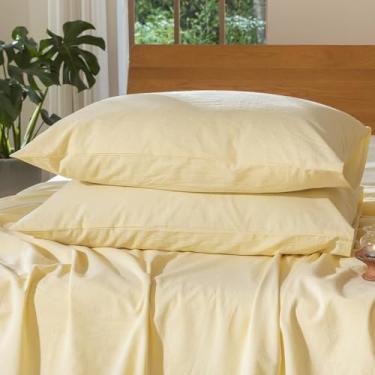 Imagem de MooMee Pacote de 2 fronhas de cama 100% algodão lavado, texturizado, respirável, durável, macio e confortável (amarelo manteiga mesclado, King)