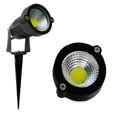 Imagem de Luminária LED Espeto de Jardim, 5W, Alumínio Resistente, Luz Quente 2700k, 24cm x 4cm, Policarbonato à Prova d'Água, Baixo Consumo