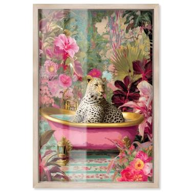 Imagem de Royal Beast II Shadowbox Print Bathroom Wall Art por Art Remedy, moldura loira, 28 x 40 cm