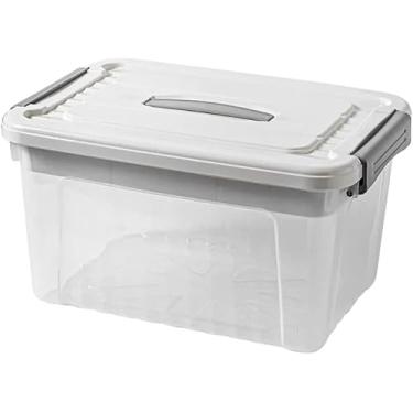 Imagem de Cesto Multiuso com Tampa 20 Litros – Caixa Organizadora Plástica com Alça e Travas – Transparente com Tampa Branca – Empilhável – Ideal Para Roupas, Brinquedos e Documentos