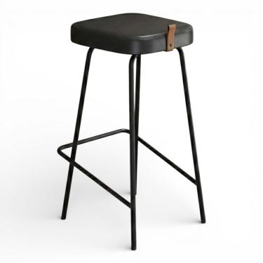 Imagem de Banqueta Alta Cozinha E área Gourmet Vik Estofada Couríssimo Preto - Desk Design