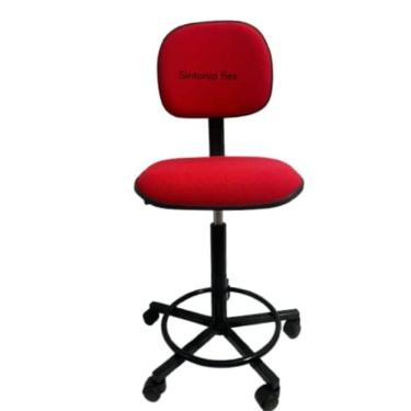 Imagem de Cadeira caixa alta com rodinhas tecido vermelha