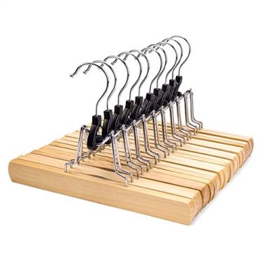 Imagem de Nature Smile Cabides de madeira para calças, pacote com 10 cabides antiderrapantes para saia, acabamento liso, cabides de madeira maciça, cabides de extensão de cabelo, jeans/folga com gancho giratório de 360° – Cabides com clipe para calças (natural)