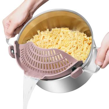 Imagem de AUOON Coador grande de silicone com clipe para todas as panelas e frigideiras, coador de macarrão com clipe para carne, legumes, frutas, silicone, escorredor de cozinha (rosa amêndoa)