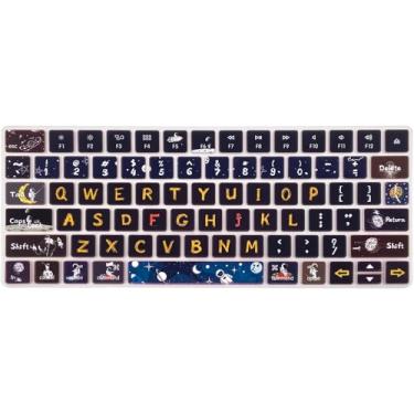 Imagem de WSLUCKO Capa de teclado para Apple Magic Keyboard 2 (MLA22LL/ A A1644), película protetora de silicone com design de letras grandes, Space Man