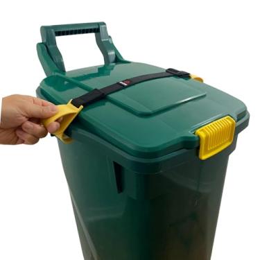 Imagem de BinClaw SideArm Nano. Alça dupla - fácil de usar. Alça de bloqueio de lata de lixo à prova de animais, caixas de 14-17 galões, fecho duplo.