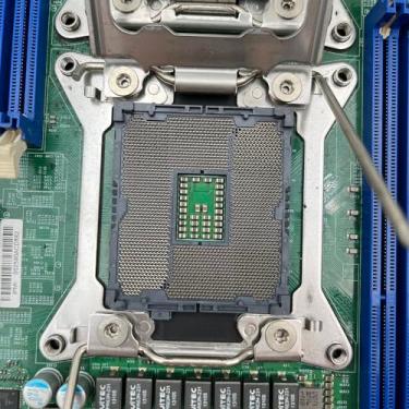 Imagem de Para placa mãe de servidor bidirecional X9DRL-3F LGA 2011 C606 DDR3 E5-2600 e família E5-2600 v2 PCI-E 3.0