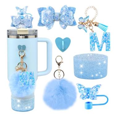 Imagem de Conjunto de 6 peças de acessórios de copo Stanley azul - tampa de cobertura de palha de borboleta, laço brilhante para canudo, bota de silicone brilhante, pingente de letra e pompom para copos satnley