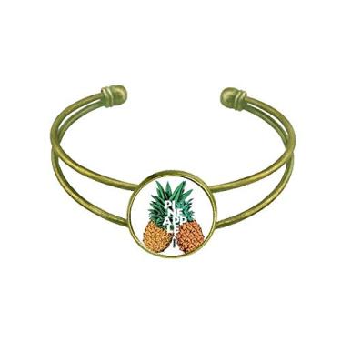 Imagem de Pulseira PineFruit Trend para casal com frutas tropicais, pulseira retrô de punho aberto