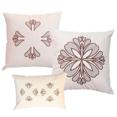 Imagem de Kit 3 Almofadas Bordadas em Veludo Creme - Esmeralda - Lovely Sonhos