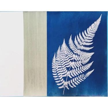 Imagem de Kit de impressão solar cianótipo de 50 folhas - Papel A6 para desenho artístico ativado por energia solar de alta sensibilidade para projetos de artesanato DIY (14 x 10 cm)