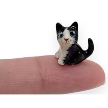 Imagem de WitnyStore Very Tiny ⅜ Inch Black White Tuxedo Shorthair Cat Sit Figurine - Miniature Hand Made Ceramic Cats Kitten Feline Animal Cute Porcelain Decorative Collectible Figures Terrarium Décor Gifts