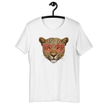 Imagem de Camiseta Blusa Feminina - Onça Love Glasses Animal Print-Feminino