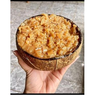 Imagem de Cocada com leite condensado cremosa na casca do coco 970 g - Minha coc