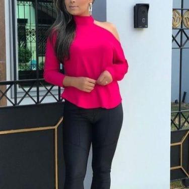 Imagem de Blusa feminina manga longa viscolaycra decote no ombro gola alta - Fil