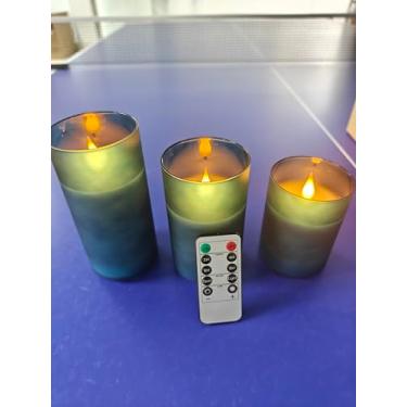 Imagem de LEDHOLYT Vela recarregável sem chama, vela falsa de vidro LED cintilante com controle remoto e temporizador, bateria incorporada, vela eletrônica de cera real para decoração de quarto, conjunto de 3