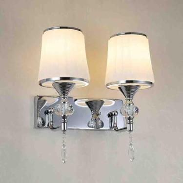 Imagem de Luminária de parede de cristal retrô, luminária moderna para penteadeira, luminária cromada para banheiro com cúpula de vidro branco leitoso, mesa de penteadeira de meados do século, ilumina