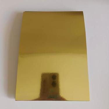 Imagem de Mini papel cartolina metálico, tamanho A5, 14 x 21 cm, acabamento holográfico arco-íris, 48 folhas de cores sortidas (ouro brilhante)