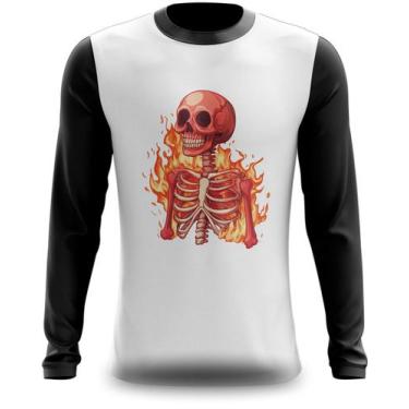 Imagem de Camiseta Manga Longa Caveira Vermelha em Chamas - FABRIQUETA, M