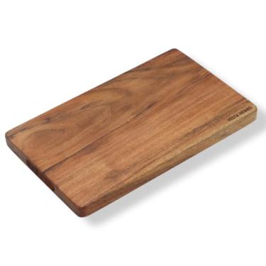 Imagem de Vesta Homes Tábua de cortar de madeira de bloco único para vegetais de cozinha, frutas e queijos | Madeira de acácia natural | Cor natural, 38 x 23 x 2,5 cm | Feito à mão na Índia