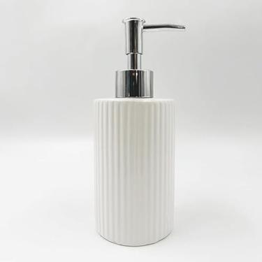 Imagem de Frasco Porta Sabonete Liquido 350ml Ceramica Branca Redondo Válvula Prata para Banheiro (KB3102 BRANCO)