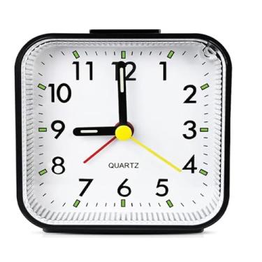 Imagem de THIDARGO Despertador analógico quadrado pequeno com luz noturna, movimento de quartzo, função soneca, operado por bateria, relógio de mesa compacto, conjunto fácil (preto)