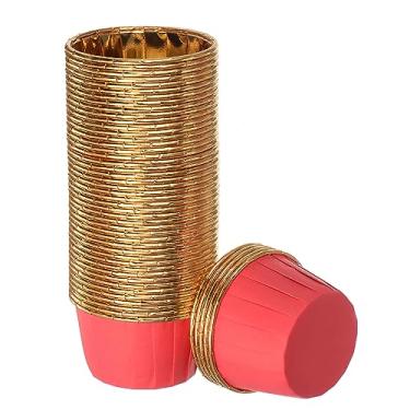 Imagem de HARFINGTON Copos de cupcake vermelhos dourados, 50 peças de folha de alumínio de 100 ml, forros de cupcake padrão, copos de assar para festa de aniversário, decorações de casamento