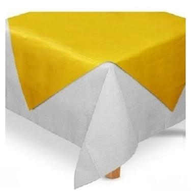 Imagem de Kit 10 Toalhas de mesa festa TNT 1x1m + 10 Cobre Manchas 70x70cm - Para Decoração De Festas, casamentos(Branco c/Amarelo,10 Toalhas + 10 Cobre Manchas)