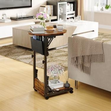 Imagem de HavenlyYouth Mesa dobrável em forma de C, mesa lateral pequena com bolsa de armazenamento para sofá, mesa de sofá com rodas, bandeja de TV para sala de estar, quarto, marrom rústico