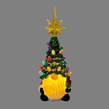 Imagem de Árvore de Natal de cerâmica iluminada, árvore de Natal de gnomo de 20 cm com luzes multicoloridas, decorações de gnomos de Natal para mesa, casa, sala, mesa, lareira, escritório