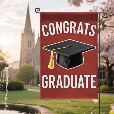 Imagem de Bandeira Congrats Grad Garden 30,5 x 45,7 cm - Presente de formatura elegante, perfeito para celebrações e decoração de casa, vermelho