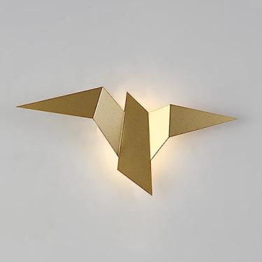 Imagem de Arandela de parede LED em metal com formato de pássaro origami, 2W, iluminação decorativa para interiores, ideal para corredores, salas de estar e paredes de fundo.