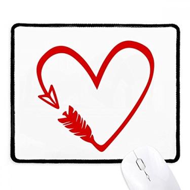 Imagem de Mousepad vermelho design Arrow ilustração coração borda costurada tapete de borracha para jogos