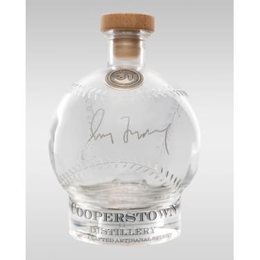 Imagem de Cooperstown Distillery Decantador Greg Maddux National Baseball Hall of Fame Liscensed com assinatura da série | 750 ml