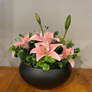 Imagem de Arranjo Grande Centro Mesa Lírio Rosa Artificial Vaso Preto - Decore F