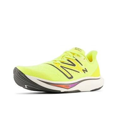 Imagem de New Balance FuelCell Rebel V3 Tênis de corrida feminino, Cosmic Pineapple/Blacktop/Neon Dragonfly, 39