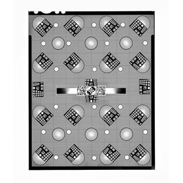 Imagem de Digitalize slides 4x5 com alvo de teste Vlads. Excelente auxílio para focar câmeras DSLR/mirrorless. Digitalize seus slides e negativos inestimáveis com a mais alta nitidez e fidelidade. Folha 4x5.