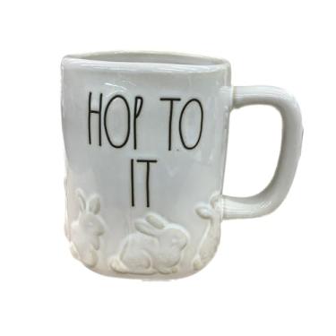 Imagem de Caneca de café de Páscoa Rae Dunn, Hop To It, Off White with Bunnies