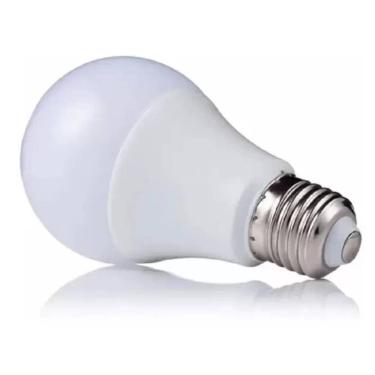 Imagem de Lâmpada Led Bulbo A60 9w E27 6500k Luz Fria Bivolt Decoração