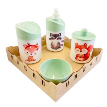 Imagem de Kit Higiene Bebê Floresta Encantada c/bandeja MDF - Menino e Menina - 